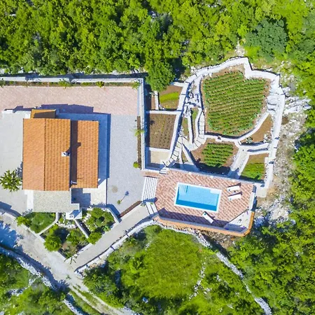Rustic Fragola With Heated Pool Villa Duge Njive